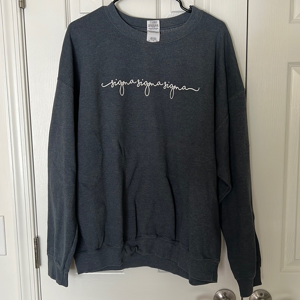 Sigma Sigma Sigma pull over sweatshirt